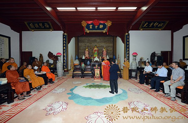 佛教-本会会长道慈大和尚荣获泰国摩诃朱拉隆功大学宗教管理专业荣誉博士