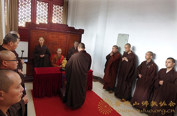 佛教-定源法师应邀于宝陀讲寺作《学佛的误区与盲点》佛学专题讲座