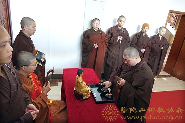 佛教-圣凯法师应邀于宝陀讲寺作《业力与愿力》佛学专题讲座