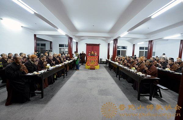 腊八节-甲午年腊八节普济禅寺隆重举行施粥活动