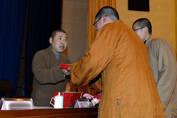 佛教-中国佛学院普陀山学院隆重举行2015年春季开学典礼
