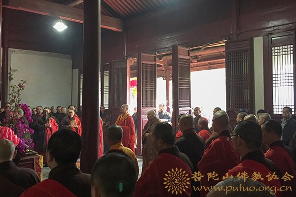 佛教-道慈会长为福臻老和尚上供法会主法