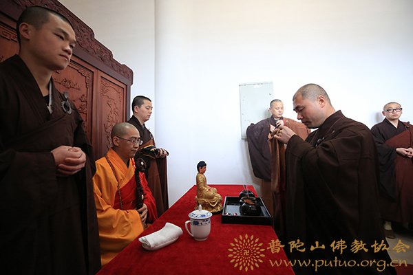 佛教-照慧法师应邀于宝陀讲寺作《丛林要则》佛学专题讲座