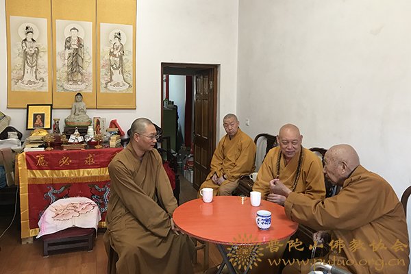 佛教-会长道慈大和尚赴定海祖印禅寺看望化通长老