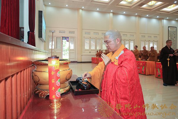佛教-信光法师应邀于宝陀讲寺作《悲华经·诸菩萨本授记品》要义佛学专题讲座