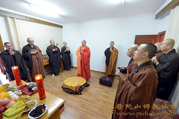 佛教-会长道慈大和尚为古佛洞恒虚法师送关