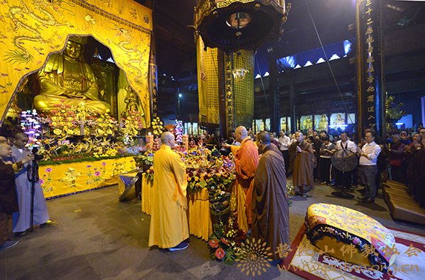 四月初八-戊戌年四月初八佛诞日普济禅寺隆重举行浴佛法会