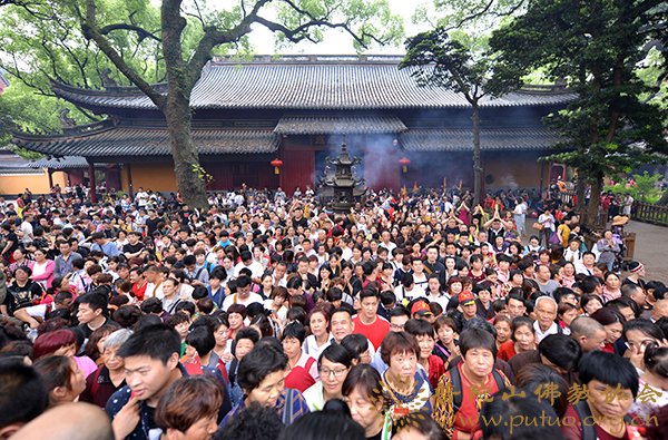 四月初八-戊戌年四月初八佛诞日普济禅寺隆重举行浴佛法会