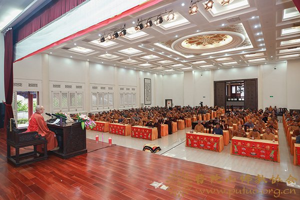 佛教-中国佛教协会副会长心澄法师应邀于宝陀讲寺作《佛教礼仪》佛学专题讲座