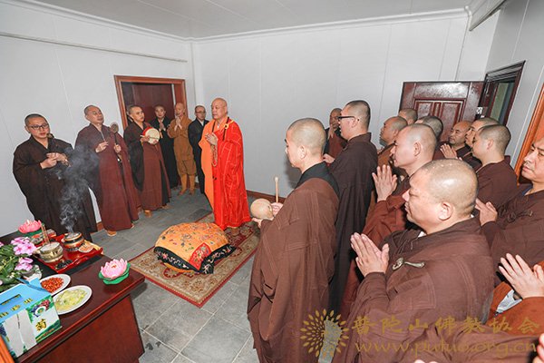 佛教-会长道慈大和尚为慧济禅寺演昌法师送关