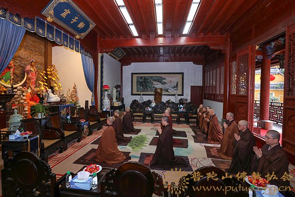 佛教-会长道慈大和尚为香林净院等寺院安居僧结夏圆满作教诫