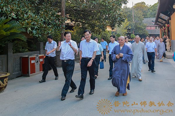 浙江省委常委-浙江省委常委、统战部部长熊建平一行调研普陀山