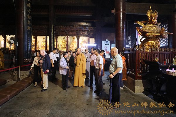 普陀山-“亚宗和”代表团一行参访普陀山