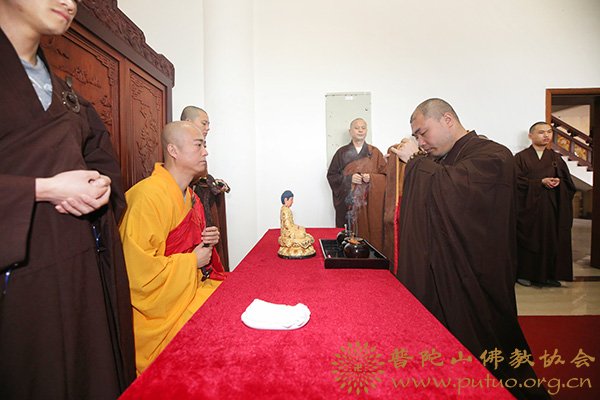 宏海法师应邀于宝陀讲寺作《佛法的时间观》佛学专题讲座