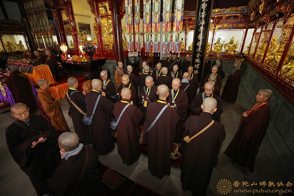律师-普济禅寺（圆通禅林）戊戌年二部僧三坛大戒法会女众部正授沙弥尼、式叉尼戒