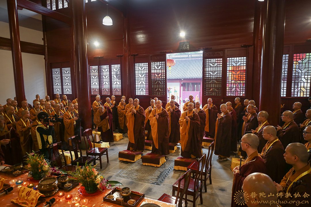 比丘戒-普济禅寺（圆通禅林）戊戌年二部僧三坛大戒法会男众部举行正授比丘戒