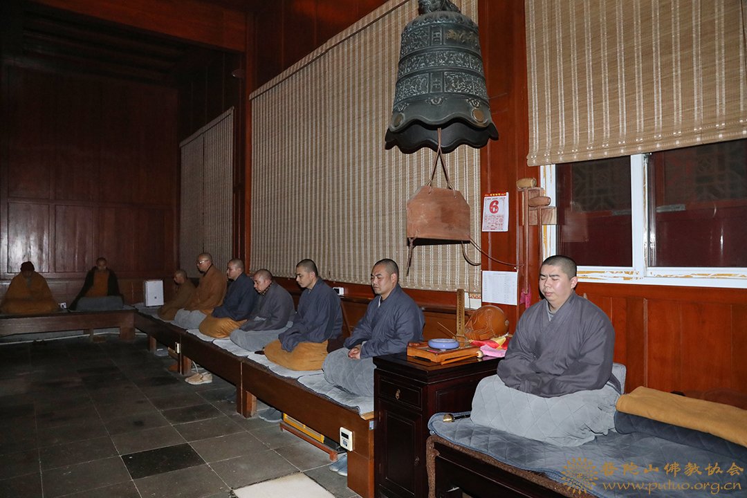 普陀山-普陀山法雨禅寺举行戊戌年冬季禅七法会