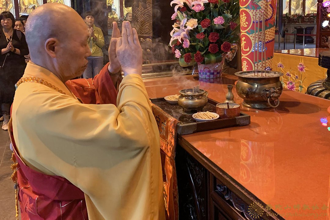 普陀山-普陀山全山各寺院为四川宜宾地震灾区举行超荐祈福法会 普陀山-普陀山全山各寺院为四川宜宾地震灾区举行超荐祈福法会
