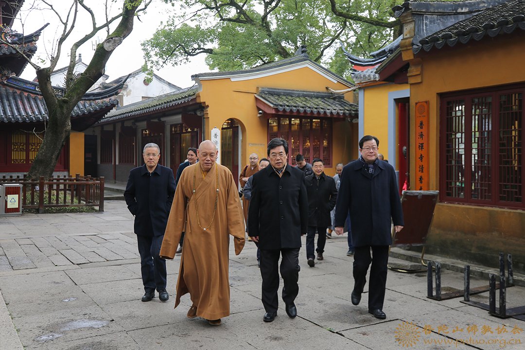 佛教-舟山市政协主席江建国一行来我会进行新春慰问