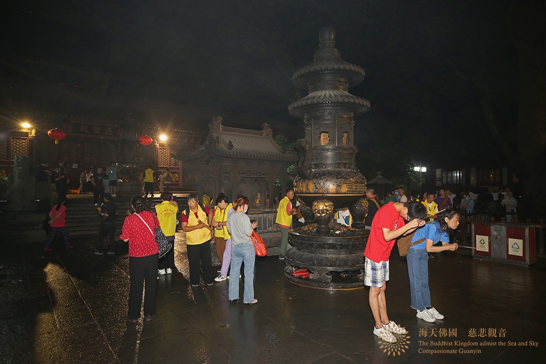 观音-普济禅寺辛丑年六月十九观音香会期进香活动安全有序
