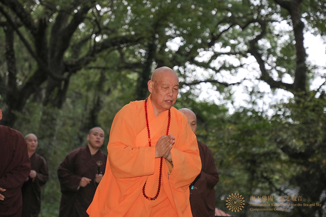 佛教-会长道慈大和尚带领普济禅寺大众朝礼佛顶