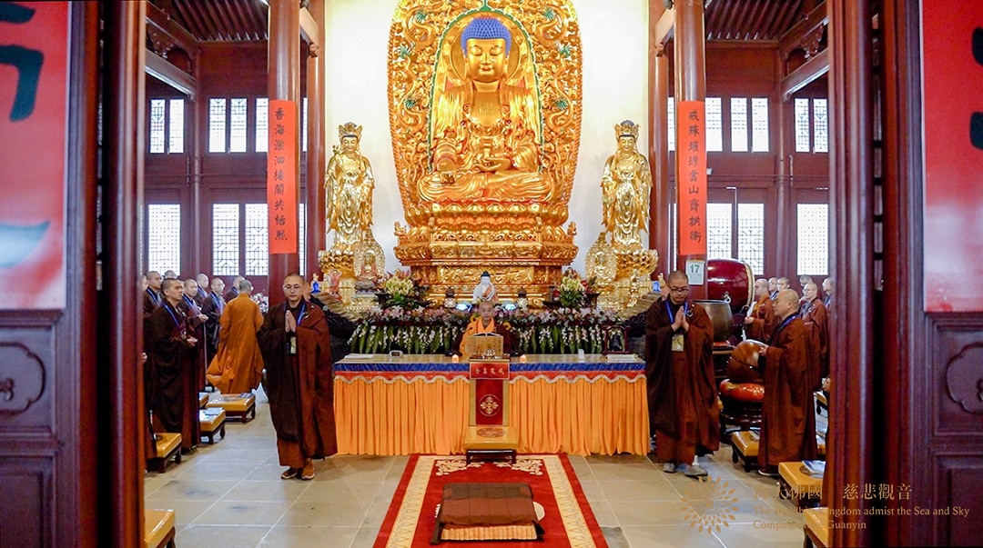 律师-普陀山普济禅寺辛丑年传授三坛大戒举行正授沙弥戒