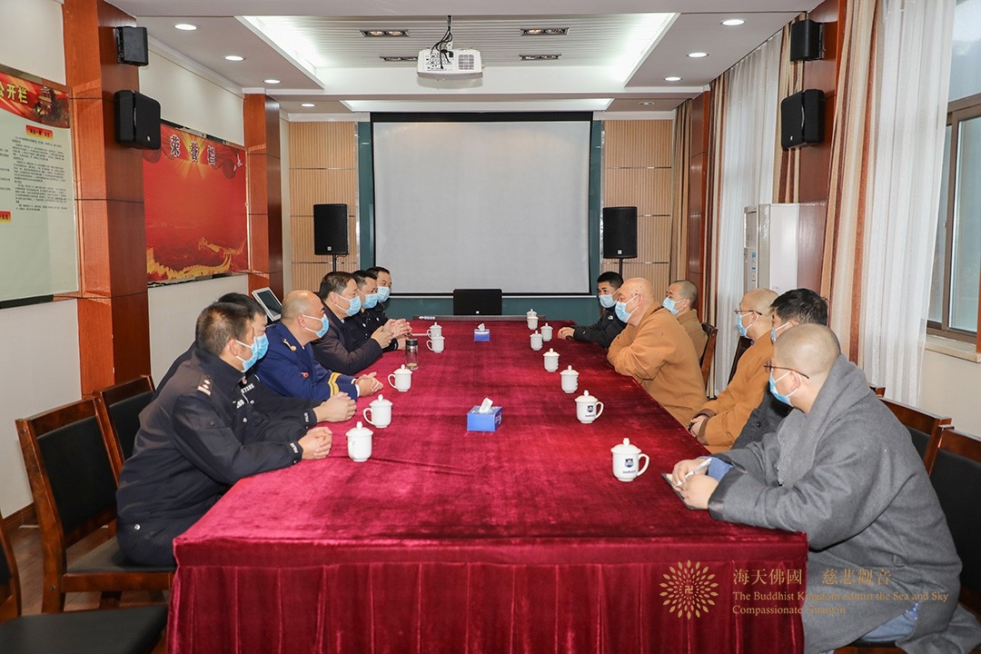 普陀山-道慈大和尚一行赴普陀山各相关单位进行新春走访