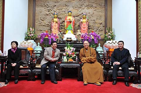 江西省委统战部副部长谢秀琦一行来山考察