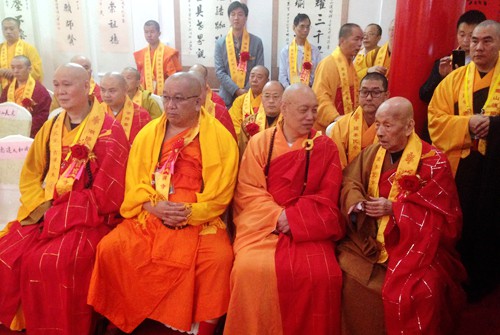 道慈会长出席汕头潮阳灵山寺耀瑜法师升座庆典