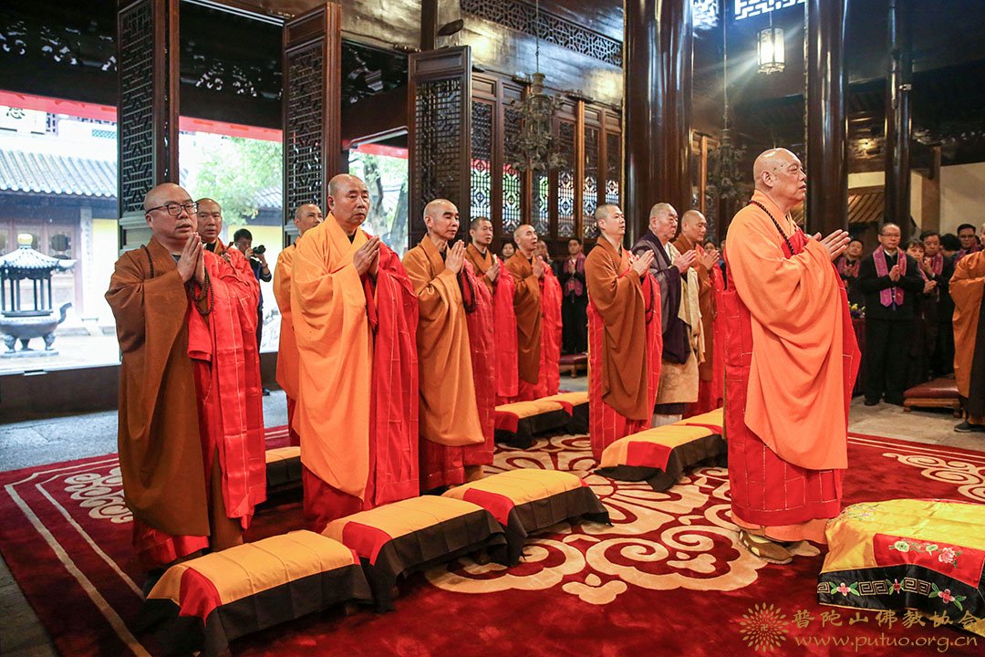 会长道慈大和尚应邀出席宁波七塔禅寺三圣殿,法堂暨藏经楼修缮工程