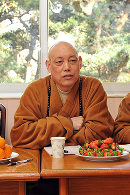 道慈会长到修建组召开工作会议 - 普陀山佛教网